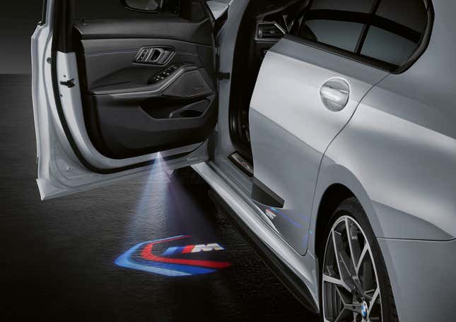 Image for article titled Here's What the 2020 BMW 3 Series Wagon Looks Like With Every M Accessory