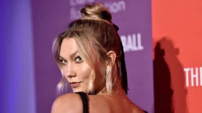 Karlie Kloss Is Very Passionate About Different Issues, Like Voting Democrat and Hating Her In-Laws