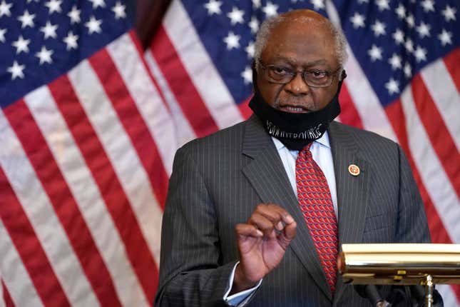 Image for article titled Rep. James Clyburn Blames ‘Defund the Police’ for Congressional Democrats’ Lackluster Election Results