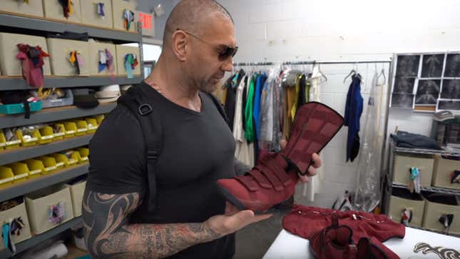 Image for article titled Cosplayers Made Dave Bautista&#39;s Last Ever Wrestling Outfit