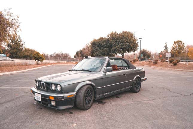 Image for article titled BMW 325i, Dodge Omni GLH Hot Rod, Toyota Crown Majesta: The Dopest Vehicles I Found For Sale Online