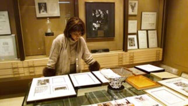 <i>Ebony</i> Photo Archive Will Be Made Available for Researchers and the Public