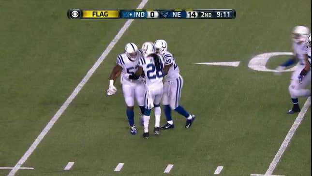 Reports: D'Qwell Jackson's INT Triggered Deflated Ball Investigation