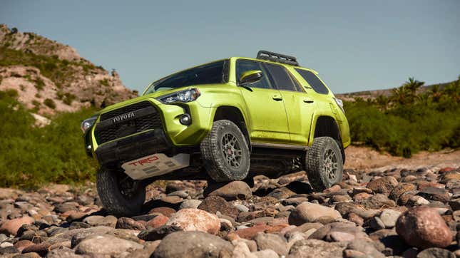 Image for article titled These Are The 10 Best SUVs For Going Off-Road