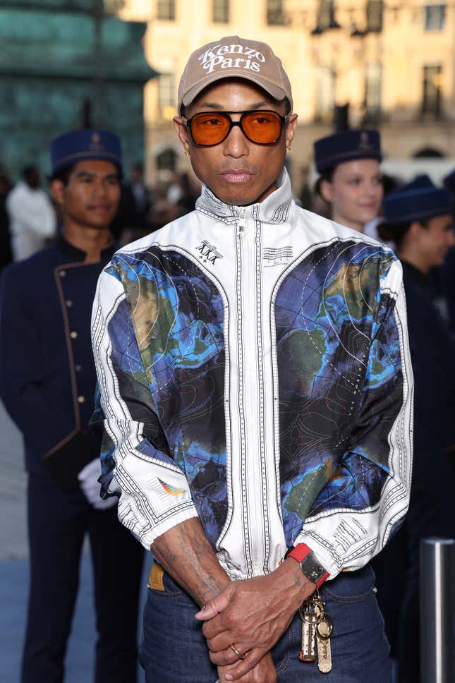 Image for article titled Paris Fashion Week: Black Stars Showed Up at Vogue World