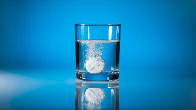 Image for article titled Why Alka-Seltzer Is a Cleaning Secret Weapon