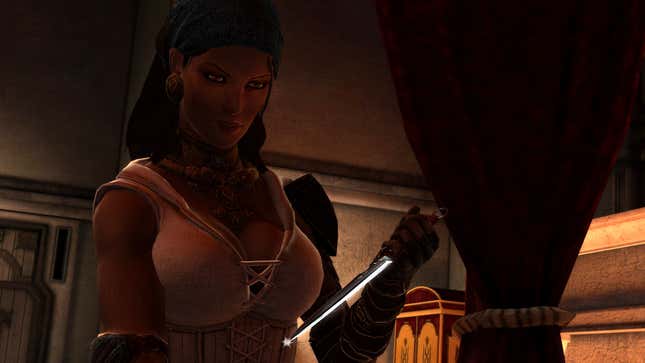 Isabela holds a dagger in bed.