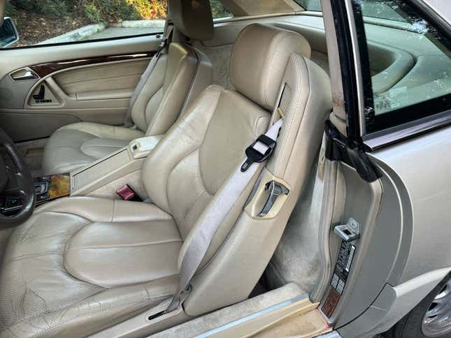 Image for article titled At $5,000, Does This 1996 Mercedes SL 500 Carry A Super Light Price Tag?