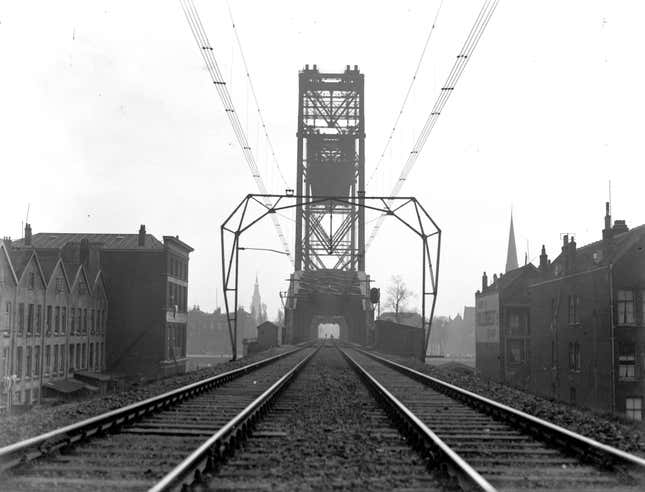 De Hef in the late 1940s, as seen from the railway tracks