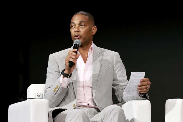 NOUVELLE-ORLÉANS, LOUISIANE - 06 JUILLET : Don Lemon s’exprime sur scène lors du Festival de la culture ESSENCE™ 2024 présenté par Coca-Cola® au Centre de congrès Ernest N. Morial le 6 juillet 2024 à la Nouvelle-Orléans, en Louisiane. 