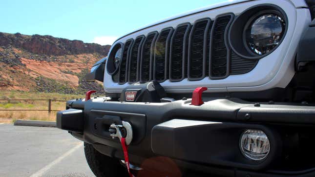 2024 Jeep Wrangler Gets A Divisive Face But A Welcome New Interior