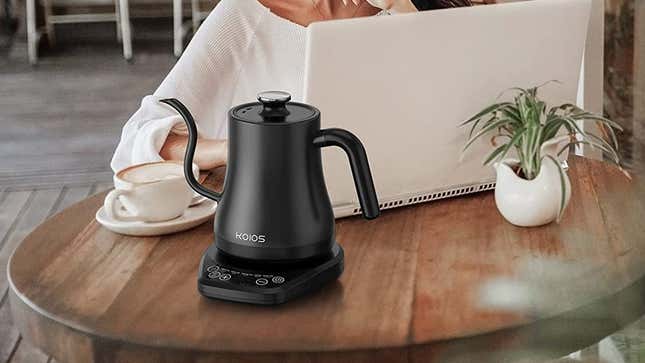 Image for article titled This Electric Kettle for $51 Can Control the Precise Temperature of Your Coffee or Tea