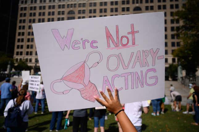 Image for article titled Getting An Abortion Doesn't Have To Be So Heavy