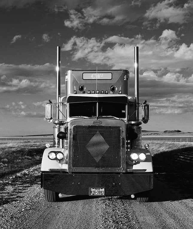 Image for article titled Fashion Photographer Captures the Most Beautiful Big-Rigs on Earth