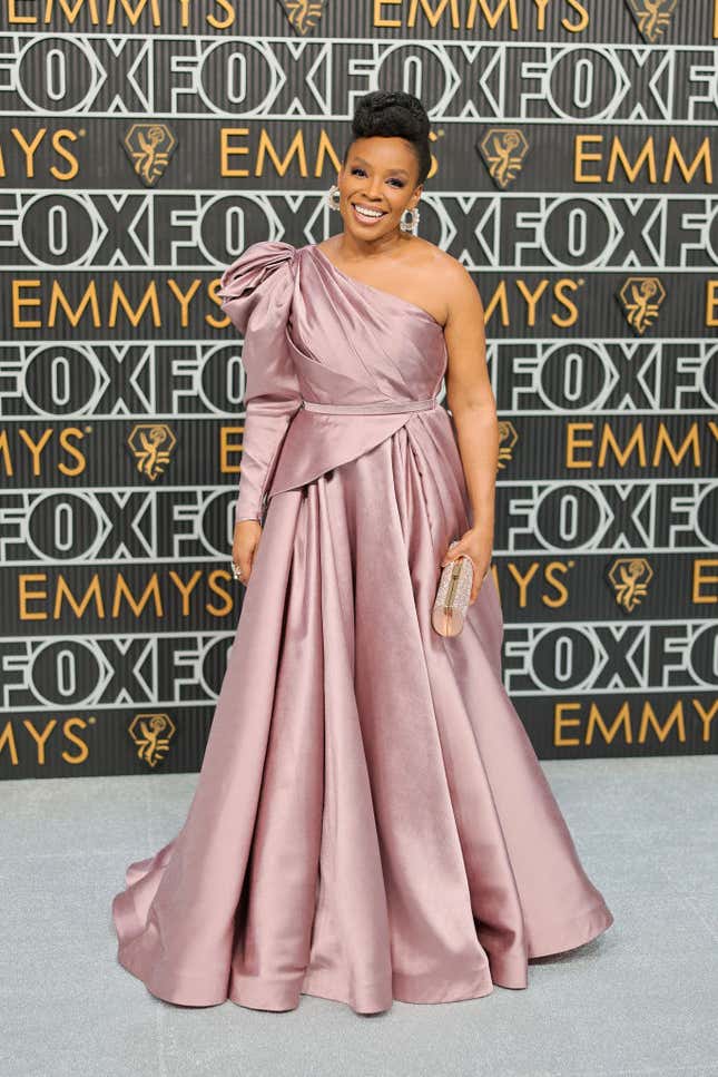 Image for article titled 2024 Emmy Awards: The Good, Bad Red Carpet Looks