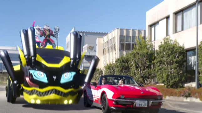 Image for article titled The New Super Sentai Show Asks 'What If Fast and Furious Actually Had Superheroes?'