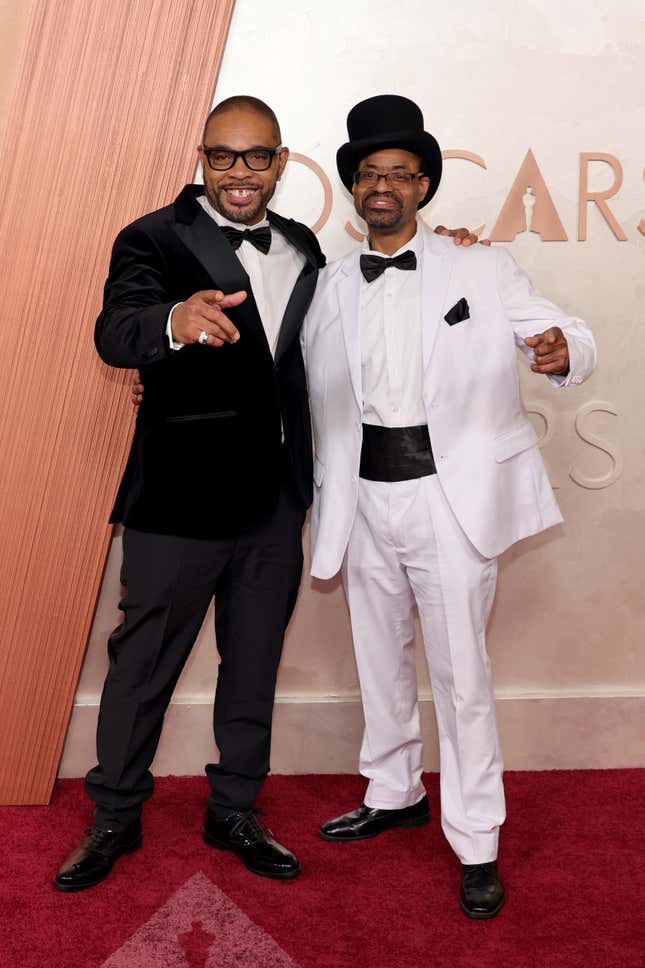  Clarence Maclin and Divine G attend the 97th Annual Oscars at Dolby Theatre on March 02, 2025 in Hollywood, California.