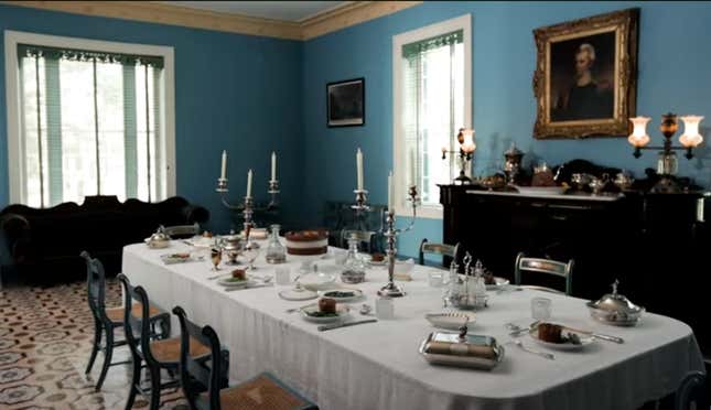 Image for article titled Take a Peek Inside America&#39;s Most Notorious Southern Plantation Mansions