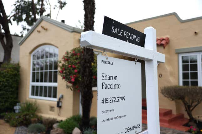 Image for article titled 7 things home buyers want in 2025, according to Redfin