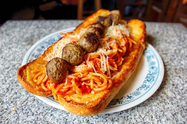 Spaghetti Sandwich