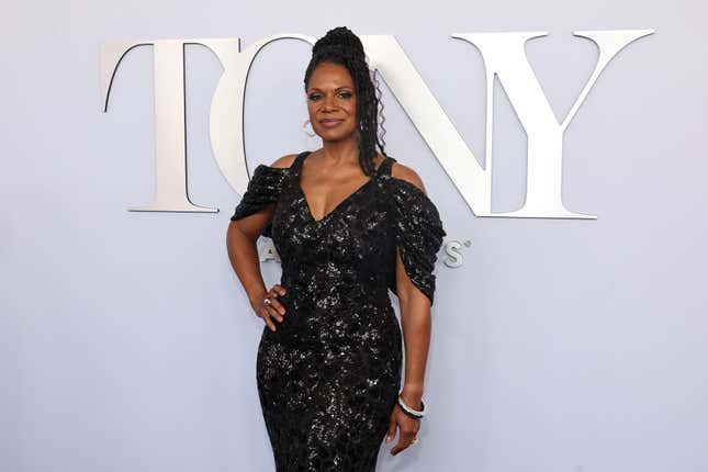 Audra McDonald nimmt an den 77. jährlichen Tony Awards im David H. Koch Theater im Lincoln Center am 16. Juni 2024 in New York City teil.