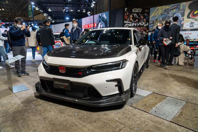 Image for article titled Automakers Brought the Heat at the 2023 Tokyo Auto Salon