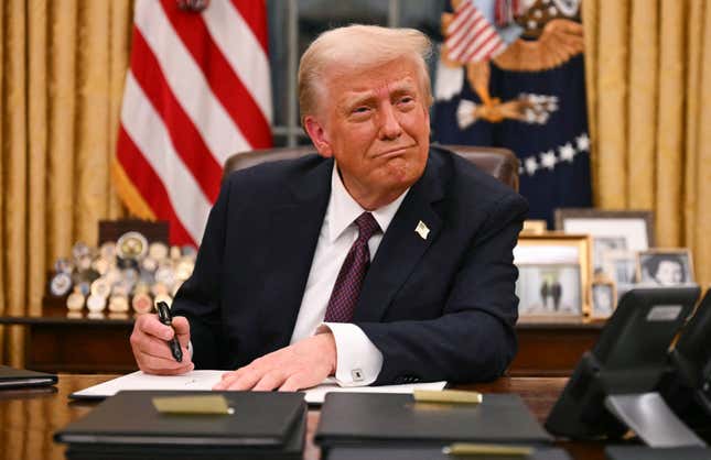 Imagen para el artículo titulado Reverendo Barber: Esta es la razón por la que no debería permitir que Trump lo afecte