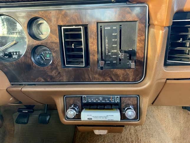 Image for article titled At $13,500, Could You See This 1979 Ford Fairmont Futura In Your Future?