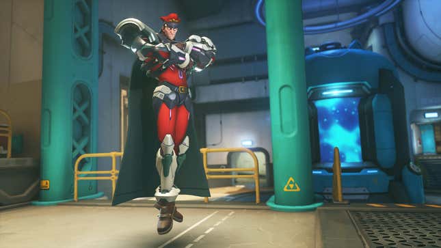 Sigma dressed as M. Bison.