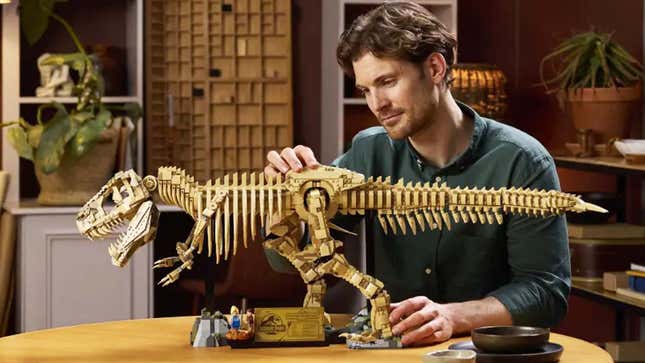 Image for article titled New Lego T-Rex Is Over 3 Feet Long And Contains 3K+ Pieces