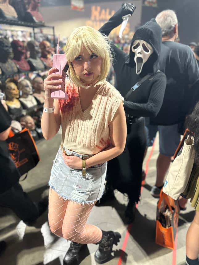 Image for article titled The Spookiest Cosplay at Midsummer Scream 2023