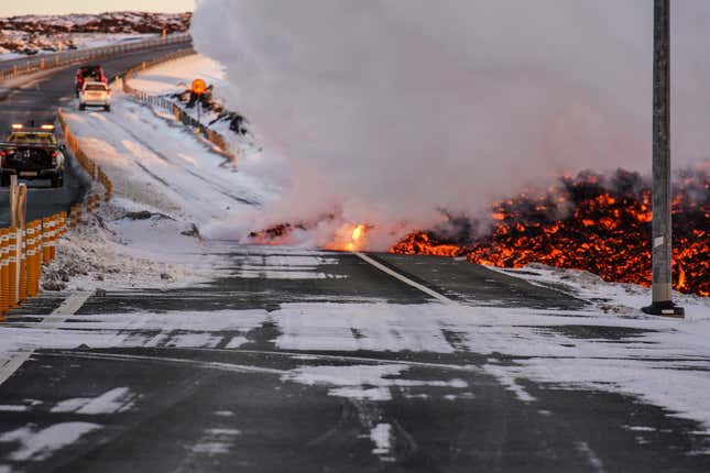 Image for article titled Dramatic Iceland Eruption Photos Show Lava Spreading Across Pristine Snow