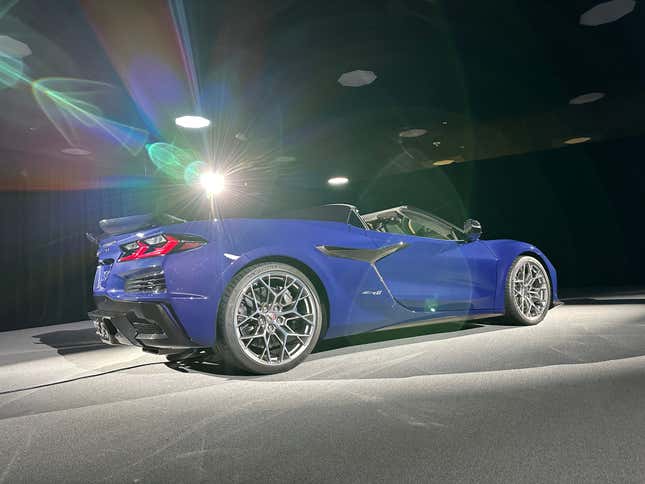 Image for article titled 1,064-Horsepower 2025 Chevrolet Corvette ZR1 Is A Shock To The Supercar System