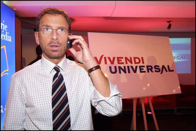 Image for article titled Edgar Bronfman Jr. upped his Paramount bid to $6 billion, extending negotiations