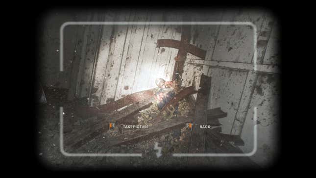 The protagonist of Siren's Rest photographs a dead body.