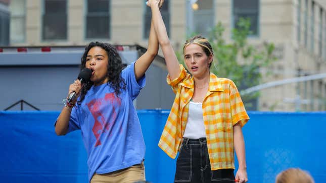 Image for article titled Hulu’s ‘Not Okay’ Shows Us Everything That’s Not OK With White Women