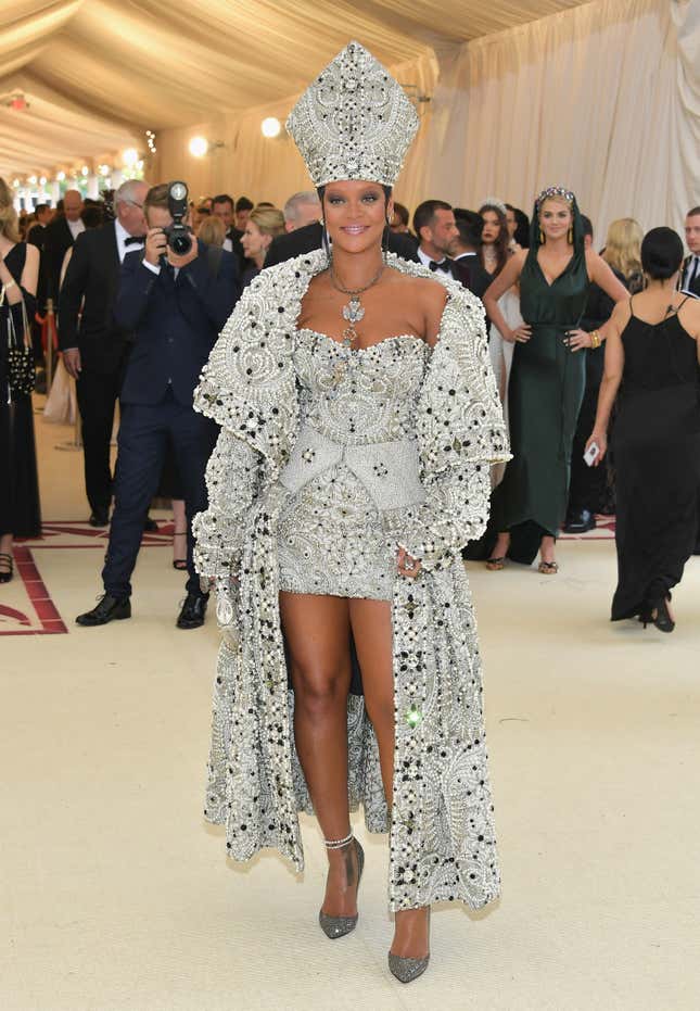 Image for article titled The Met Gala: Outrageous Black Celebrity Moments on the Red Carpet