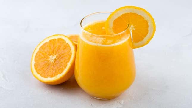orange juice in glass