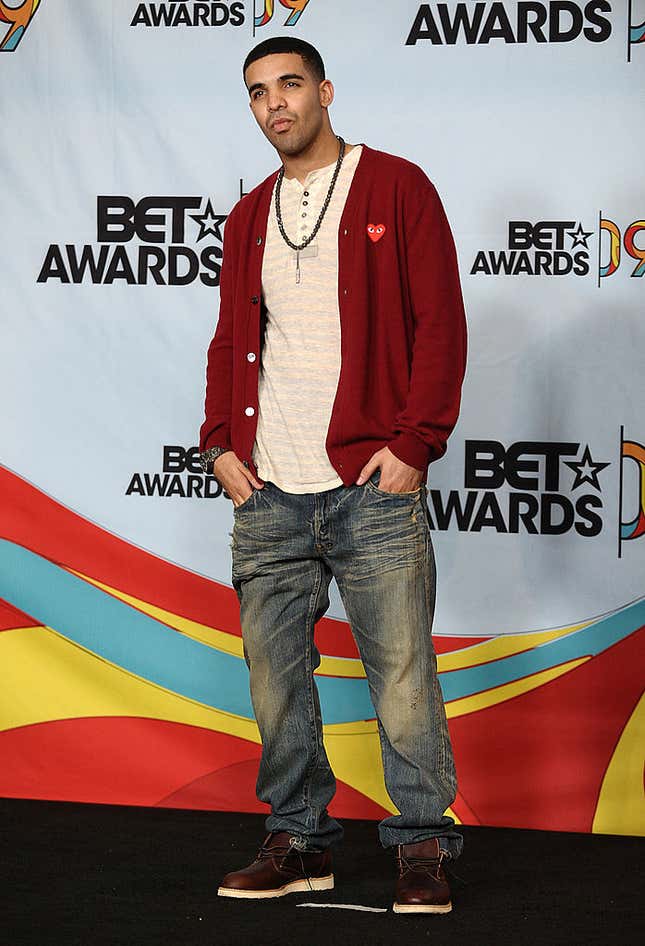 Image for article titled Drake’s Worst and Best Fashion Moments Over the Years