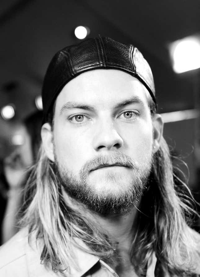 Jake Weary | Actor, Soundtrack, Composer, Editor, Producer, Writer ...