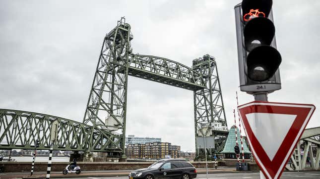 A picture taken on February 4, 2022 in Rotterdam shows the Koningshaven lift bridge, popularly called “De Hef” bridge. - The Dutch port city of Rotterdam has not received a request for a permit to temporarily dismantle an historic bridge to allow a superyacht built for Amazon founder Jeff Bezos to pass, local media reported on February 3, 2022. - Netherlands OUT 