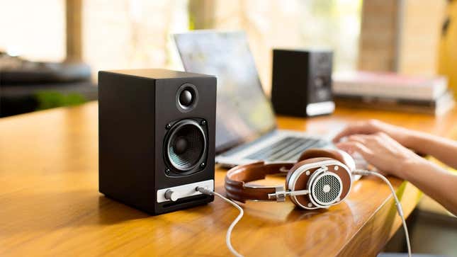 Upgrade Your Audio and Your Desktop With Audioengine's HD3 Speakers