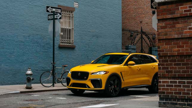 2022 Jaguar F-Pace SVR