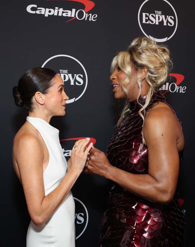 HOLLYWOOD, CALIFORNIA - JULY 11: (Exclusive Coverage) (L-R) Meghan, Duchess of Sussex and Serena Williams attend the 2024 ESPY Awards at Dolby Theatre on July 11, 2024 in Hollywood, California. 