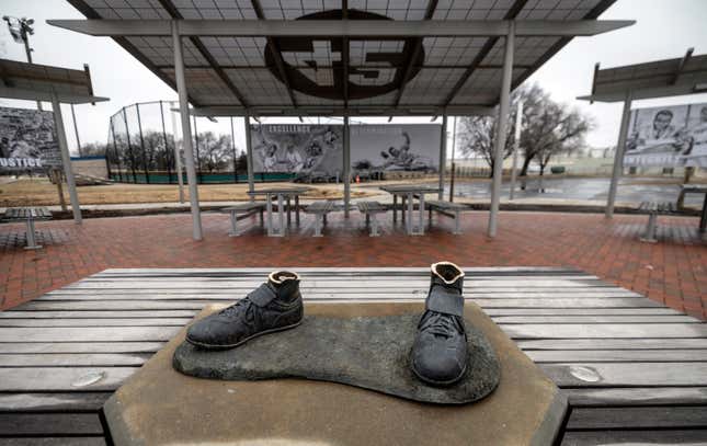Image for article titled Sick, Sad World of Sports: Who started off 2024 on the wrong foot