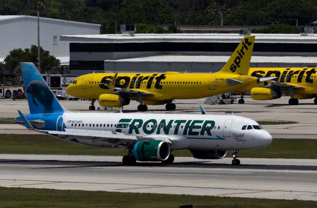 Image for article titled Frontier Airlines takes aim at Southwest with a free checked bag offer