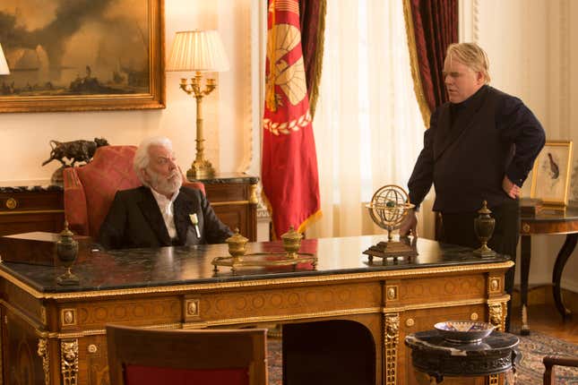 From left to right: Donald Sutherland ("President Snow," left) and Philip Seymour Hoffman ("Plutarch Heavensbee," right) star in Lionsgate Home Entertainment's THE HUNGER GAMES: CATCHING FIRE. Photo Credit: Murray Close