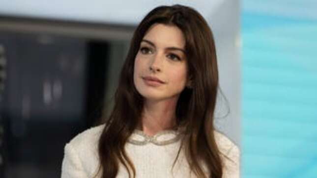 Anne Hathaway Reveals Sexual Question a Reporter Asked Her at 16