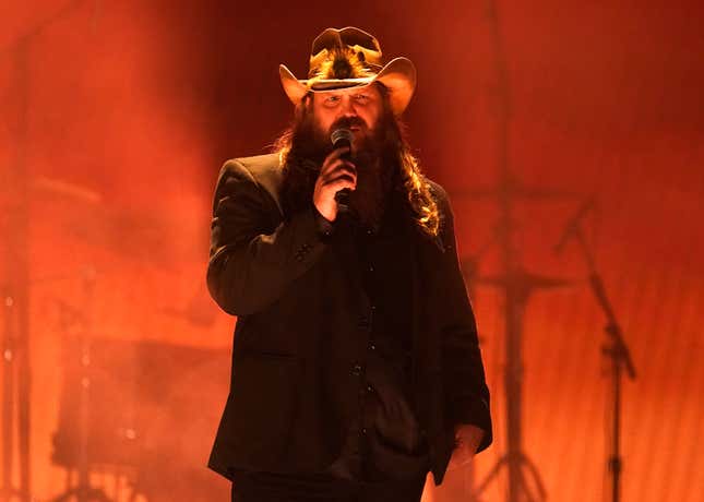 Chris Stapleton performs &quot;We Don&#39;t Fight Anymore&quot; at the 57th Annual CMA Awards on Wednesday, Nov. 8, 2023, at the Bridgestone Arena in Nashville, Tenn. (AP Photo/George Walker IV)