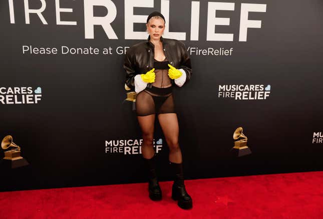  Julia Fox at the 67th Grammys Awards held at the Crypto.com Arena in Los Angeles, CA Sunday, Feb. 2, 2025.